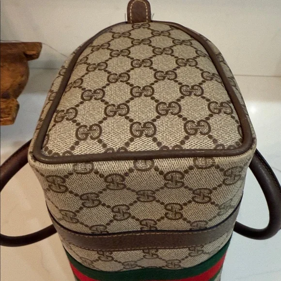 Vintage Gucci Monogram Canvas Bag with Red and Green Accent - Picture 7 of 15